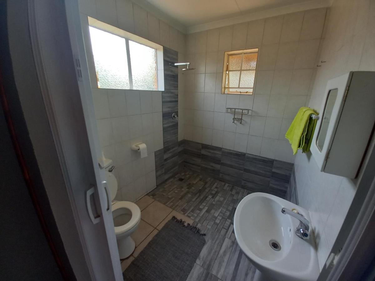 Meadows Guesthouse Germiston Luaran gambar